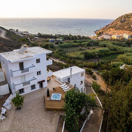 Villa Dirui Fodele Esterno foto